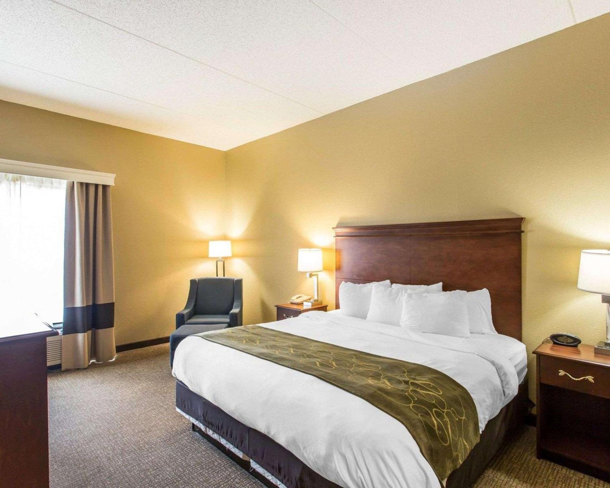 King Room - Accessible/Non-Smoking
