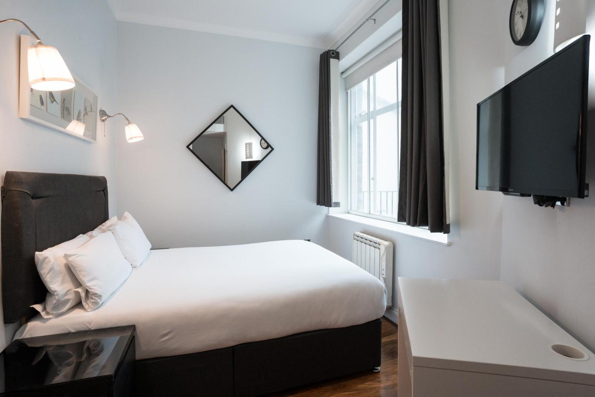 Cosy Double Room