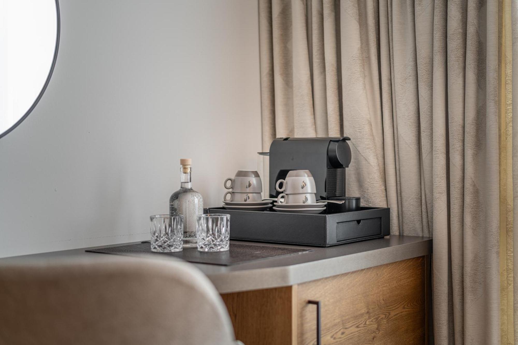 Junior Suite with Mountain View
