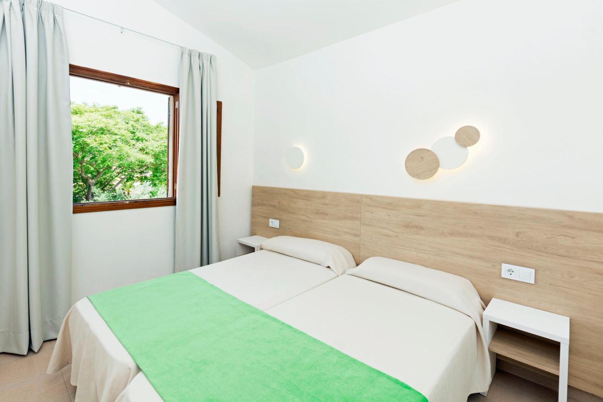 One-Bedroom Family Apartment,1747079324:JPEG