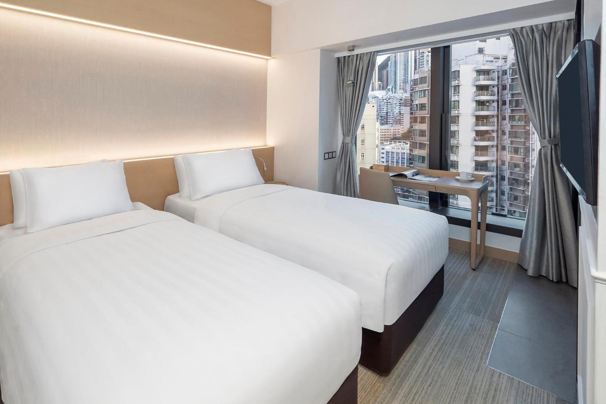 Deluxe Tweepersoonskamer met 2 Aparte Bedden en Uitzicht op de Stad