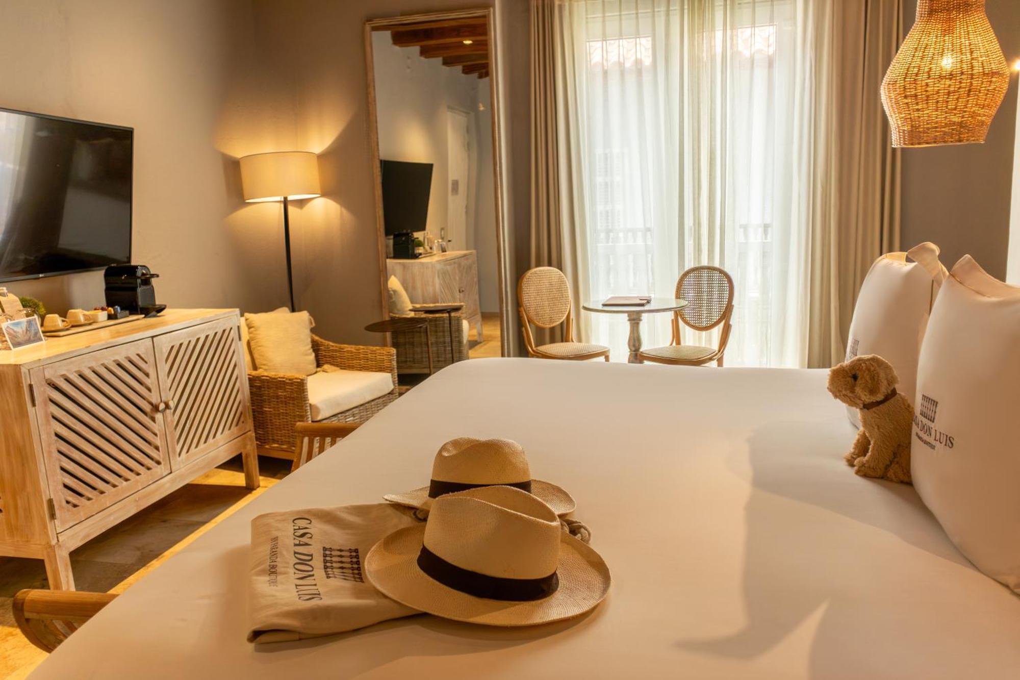 1 King Bed-Premium Room,1758848188:JPEG