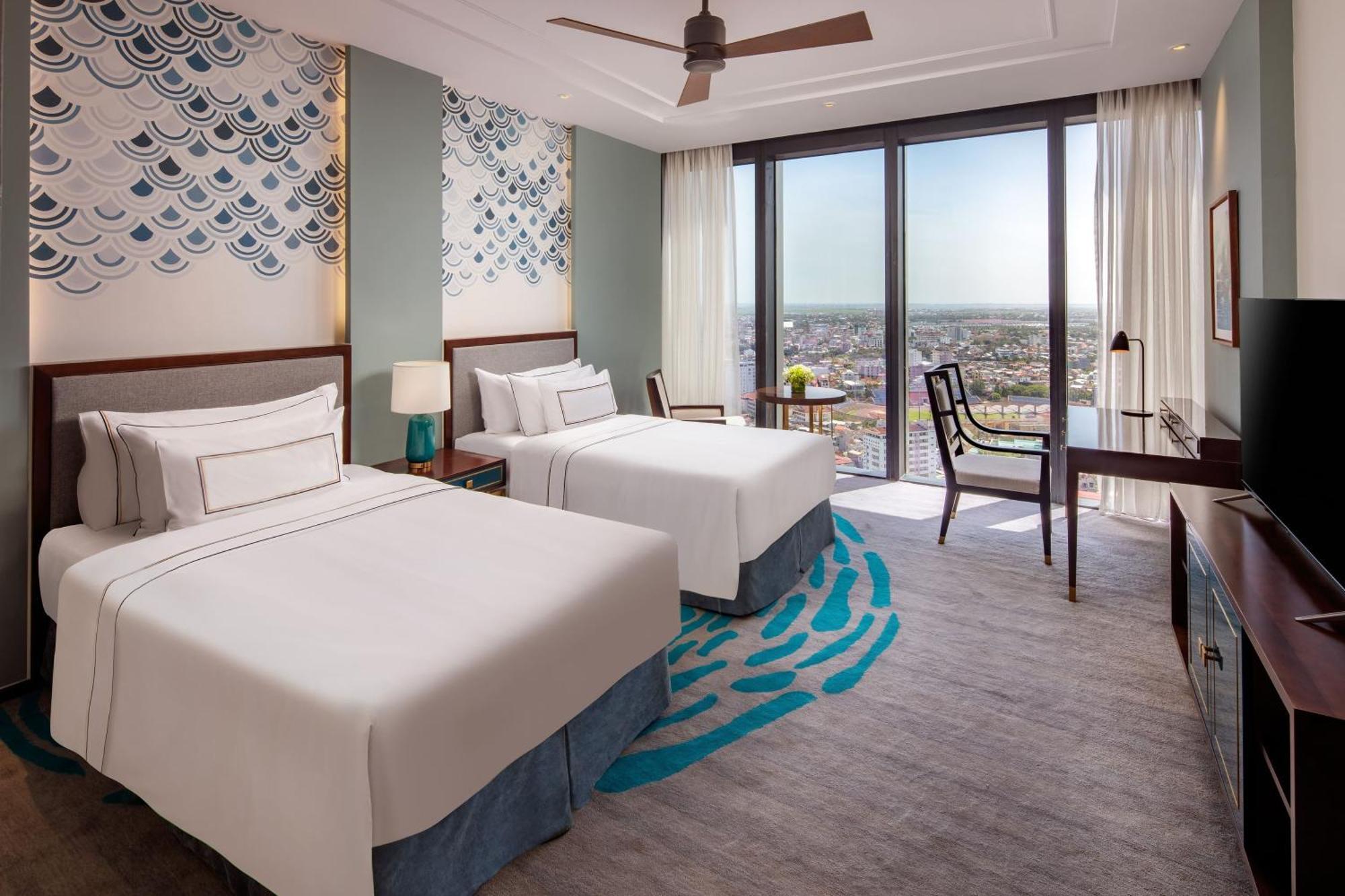 Deluxe Room,1765998034:JPEG