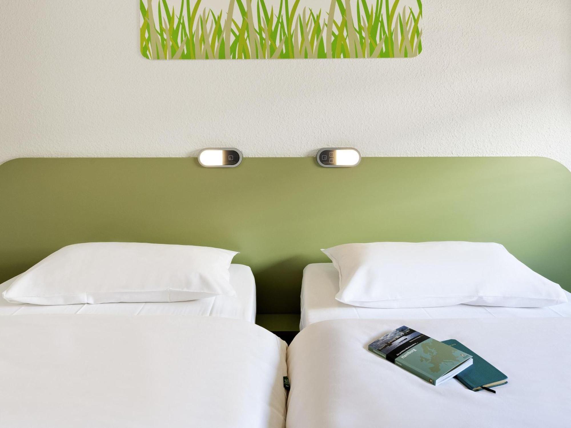 Quarto Standard com 2 Camas de Solteiro