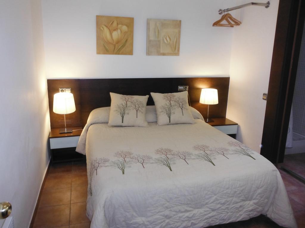 Interior Double room with private bathroom