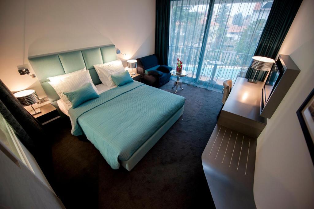 Double Room,26175959:JPEG