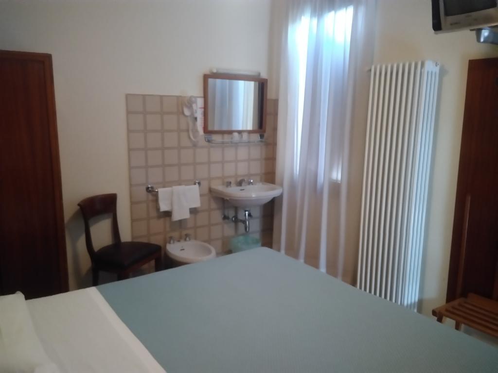Standard Double or Twin Room with Shared Bathroom,263710765:JPEG