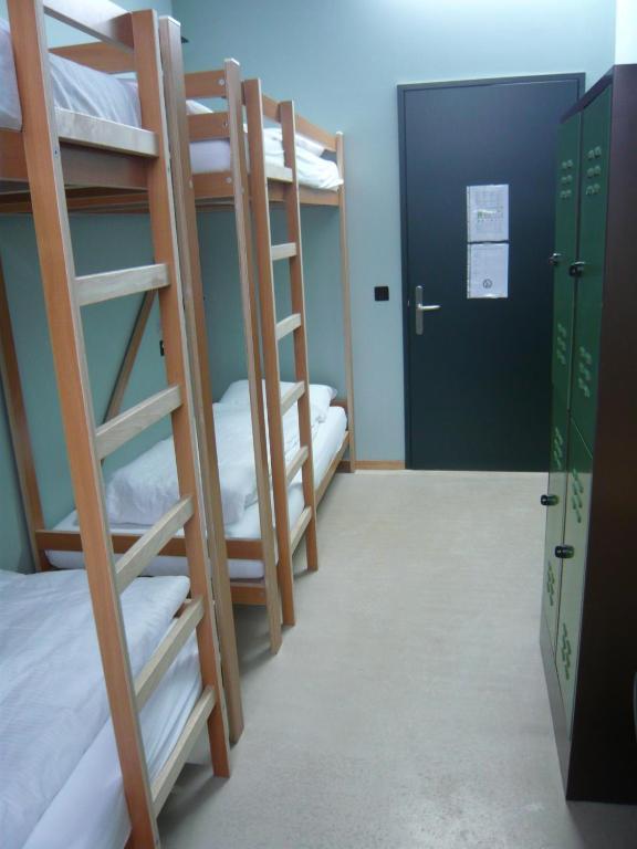 Einzelbett im gemischten Schlafsaal mit 4 Betten