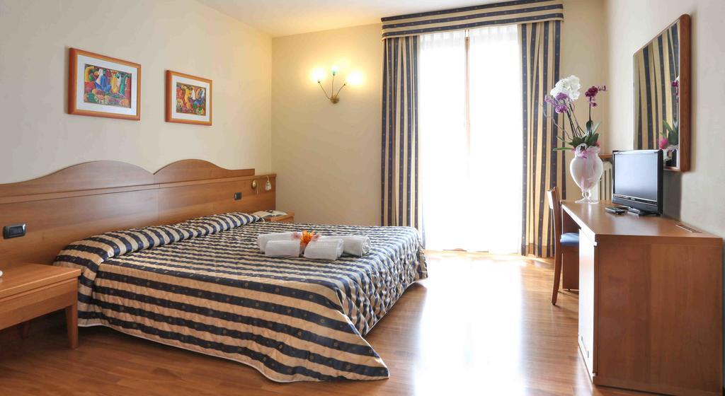 Economy Doppel-/Zweibettzimmer