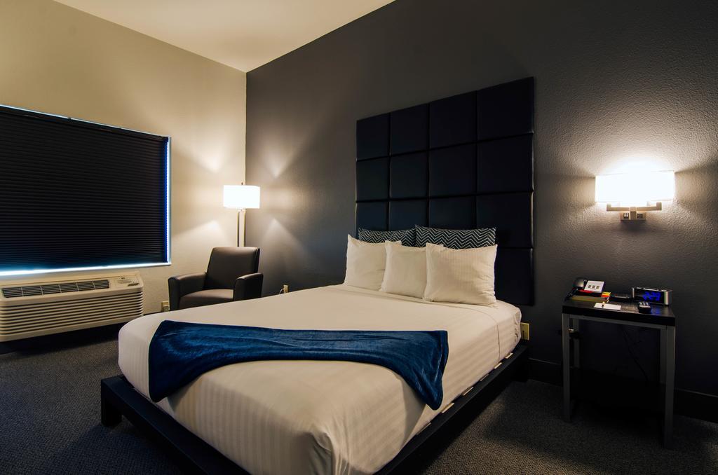 Standard King Room,416379507:JPEG