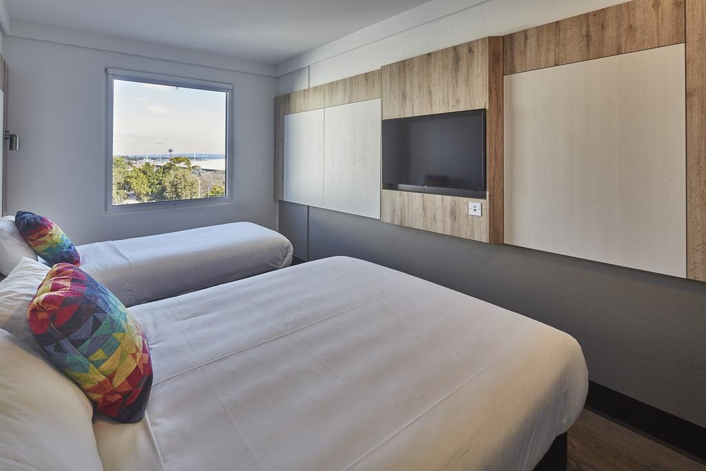 Chambre Triple Classique avec 1 Lit Queen-Size et 1 Lit Simple