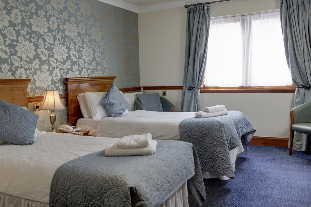 Standard Twin Room - Non-Smoking