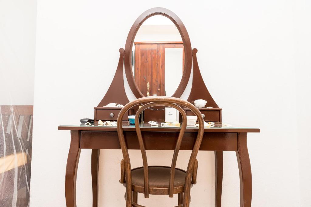 Double Room,56438071:JPEG