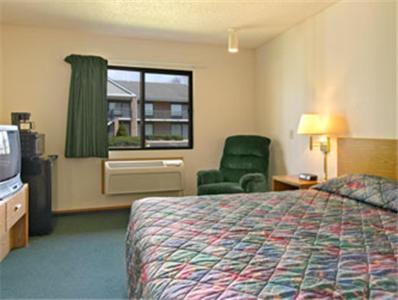 King Room - Non-Smoking