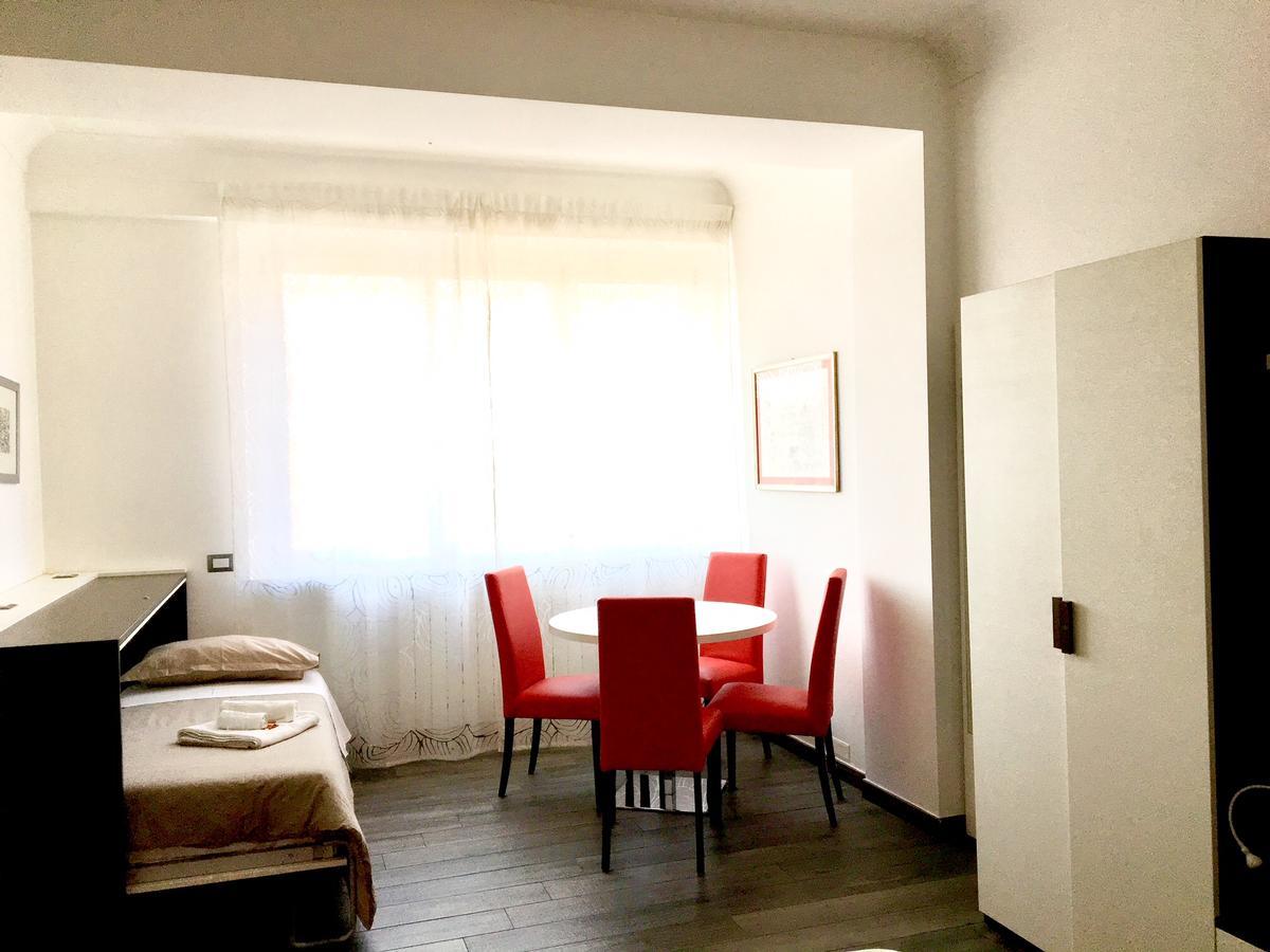 Triple Room with Private External Bathroom