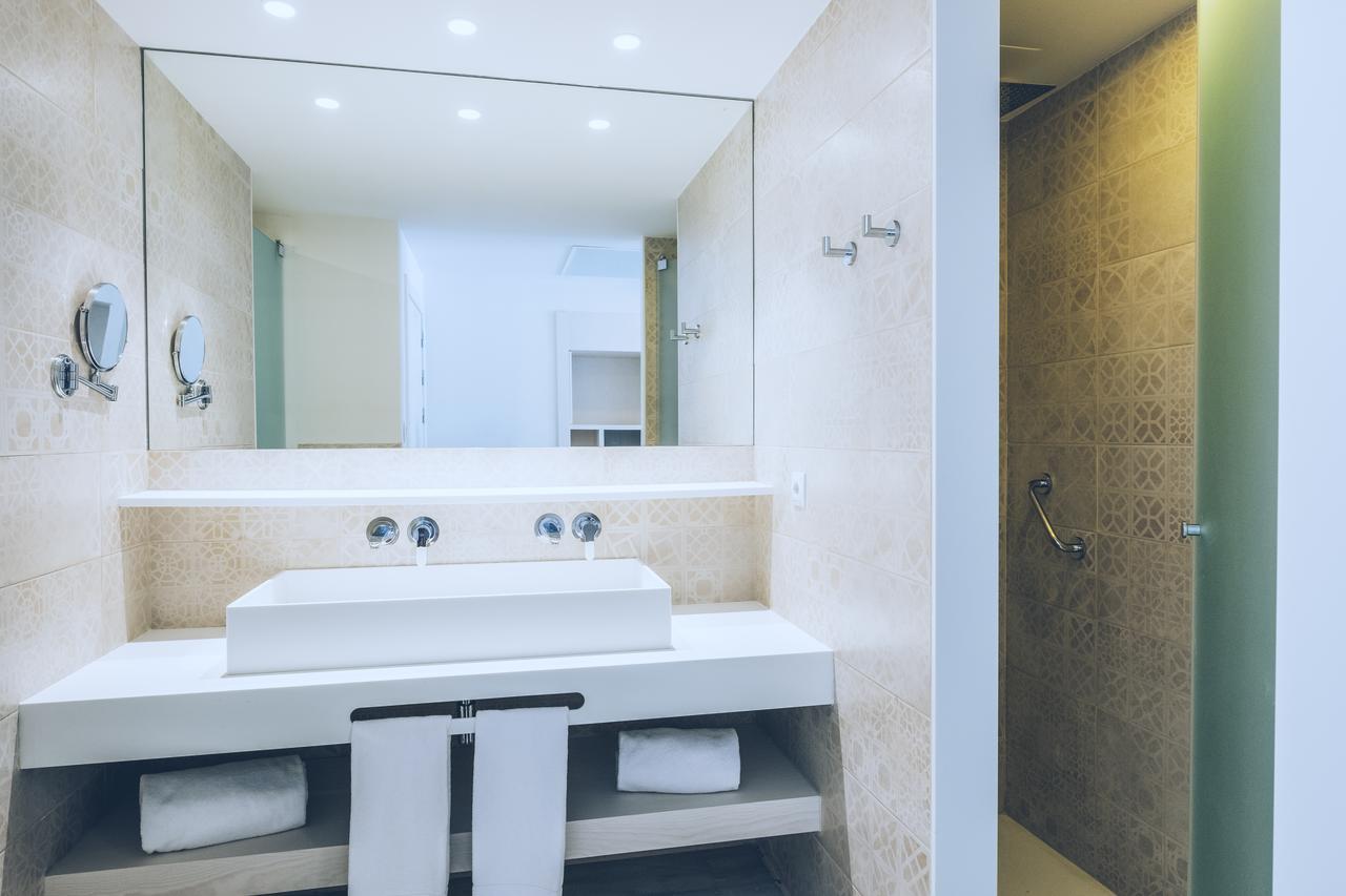 Quarto Superior com Cama de Casal ou 2 de Solteiro