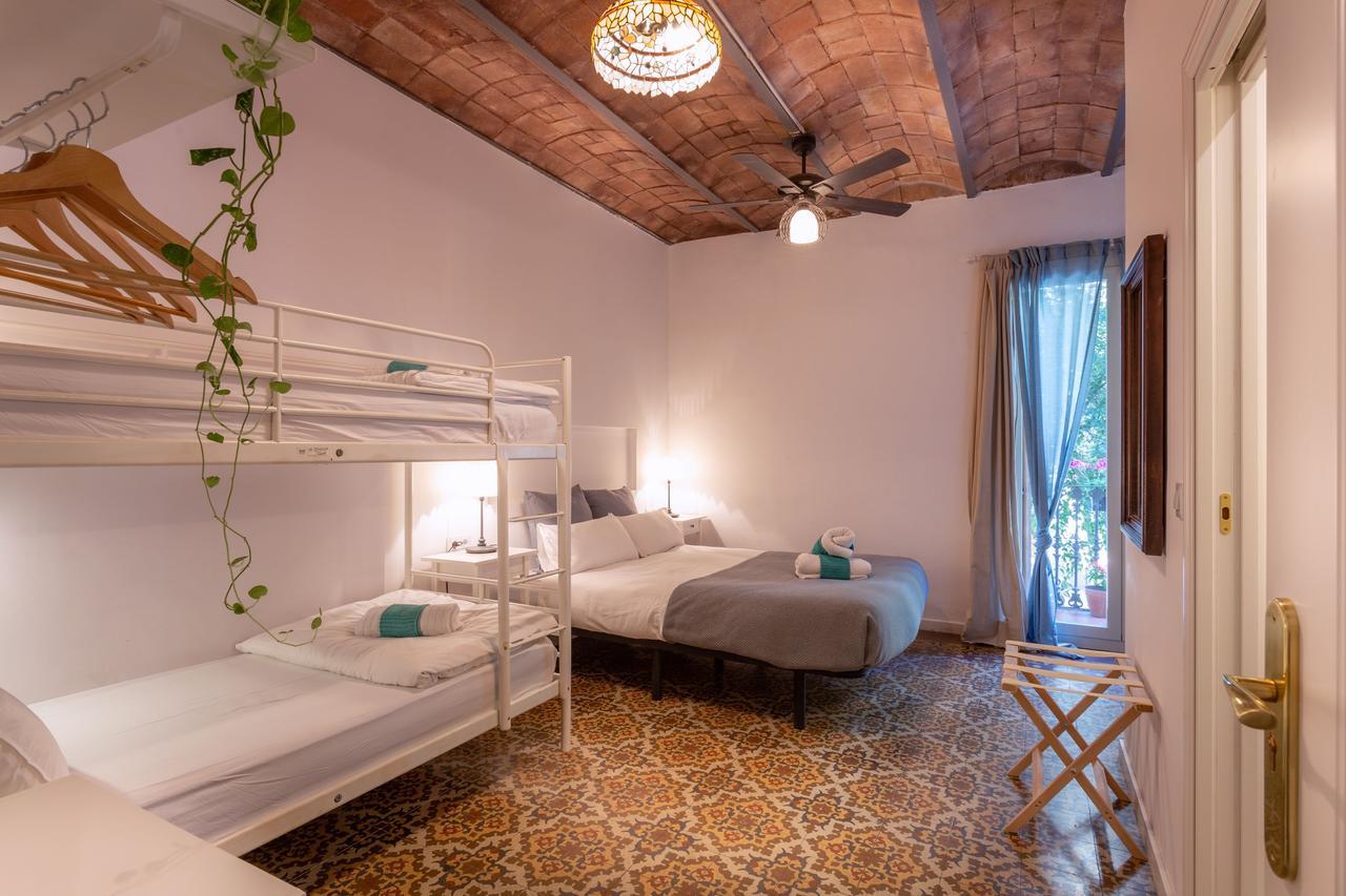 Chambre Quadruple avec Salle de Bains Privative