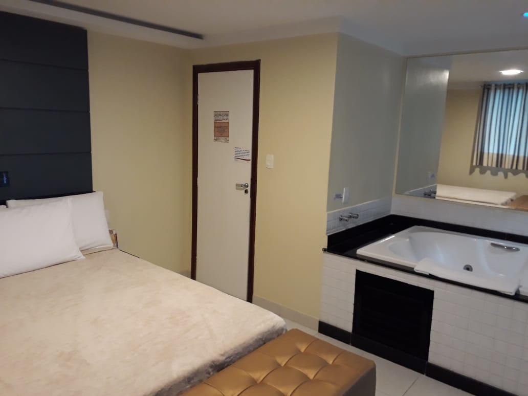 Suite Deluxe com Banheira de Hidromassagem