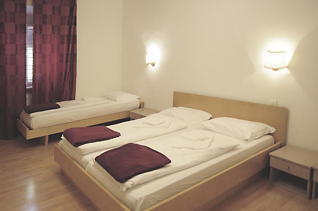 Dreibettzimmer