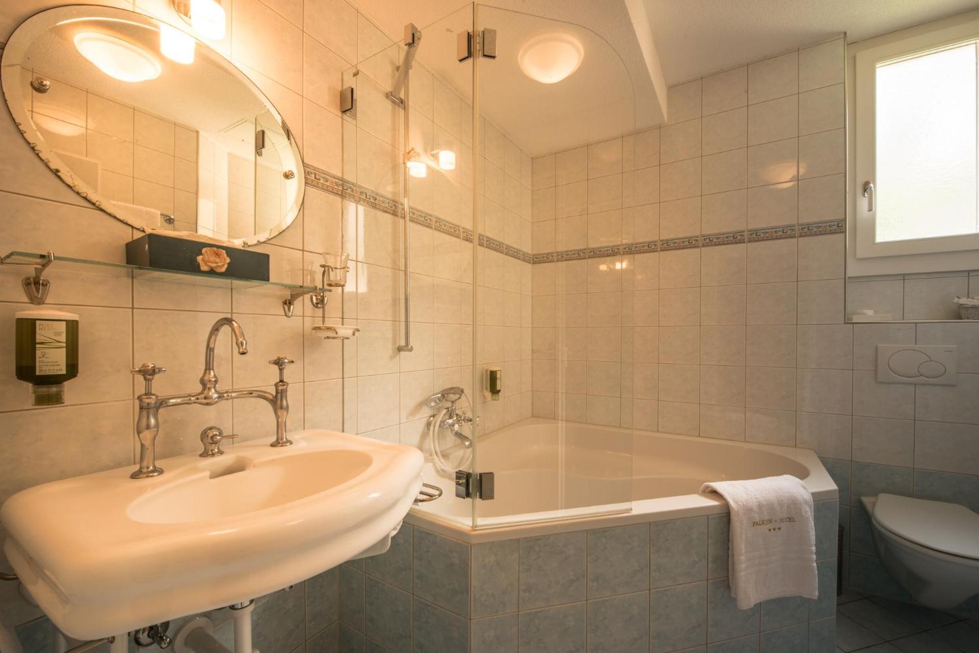 Superior Zweibett- oder Doppelzimmer mit Gartenblick