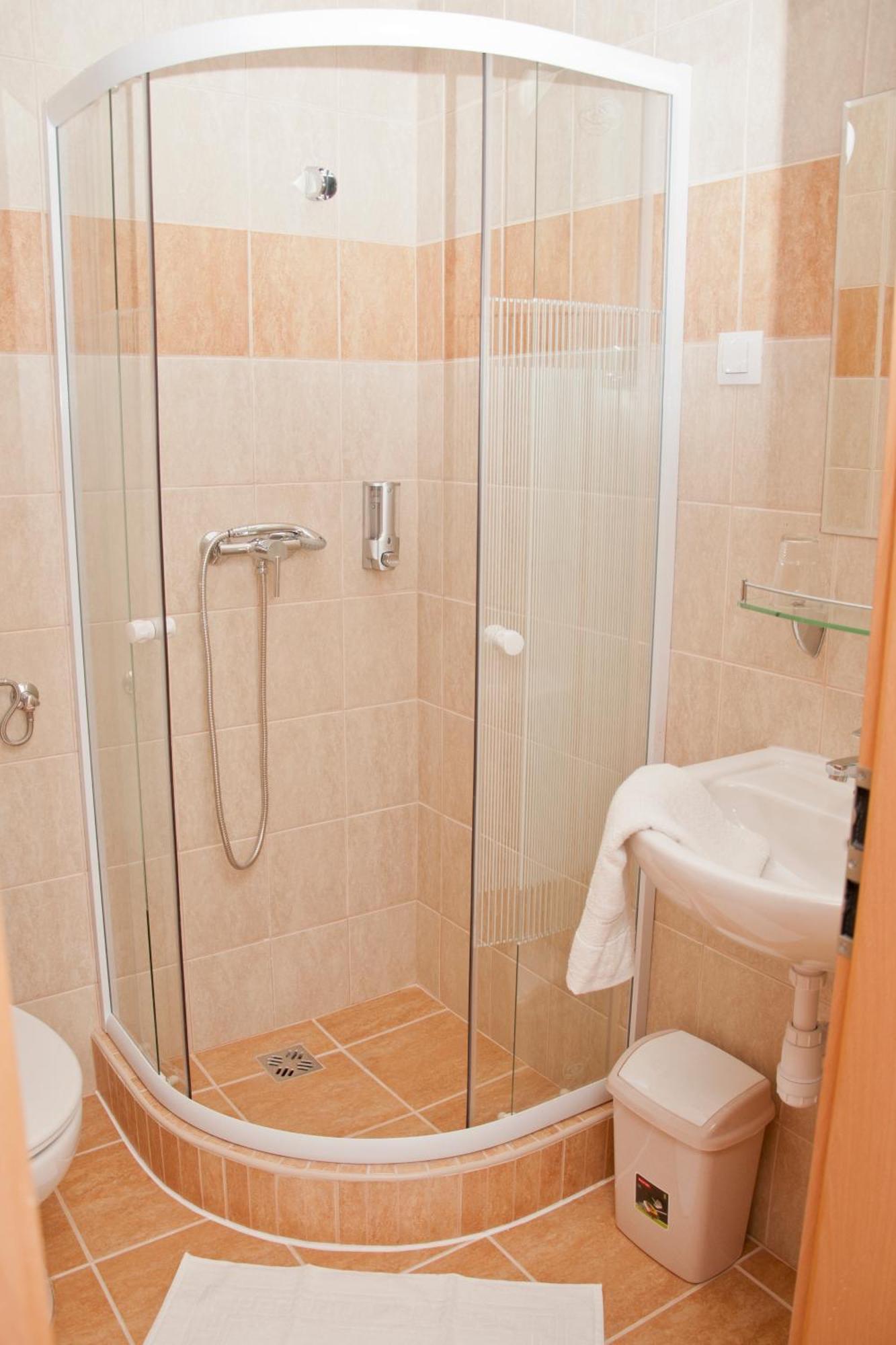 Double or Twin Room,1574769599:JPEG