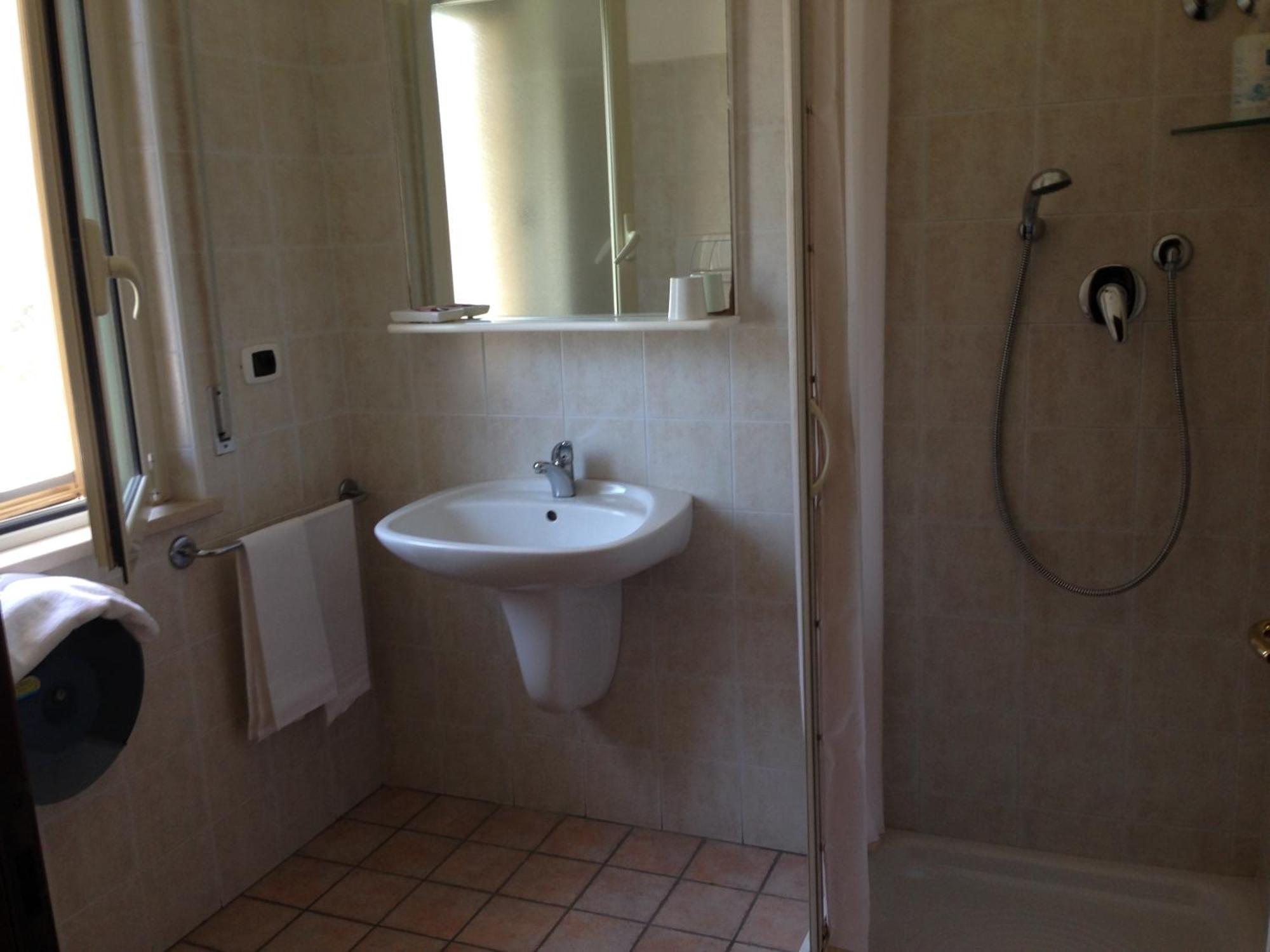 Double Room,1585484260:JPEG