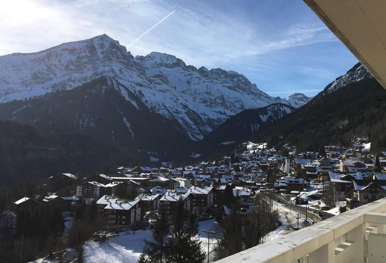 Suite - Vue sur Montagne