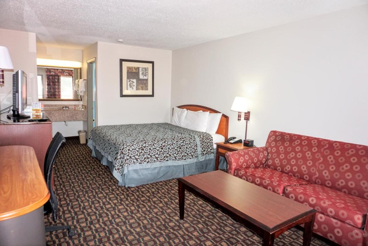 King Room - Non-Smoking