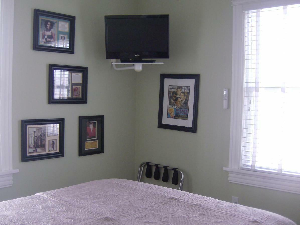 Deluxe Queen Room,1111419021:JPEG