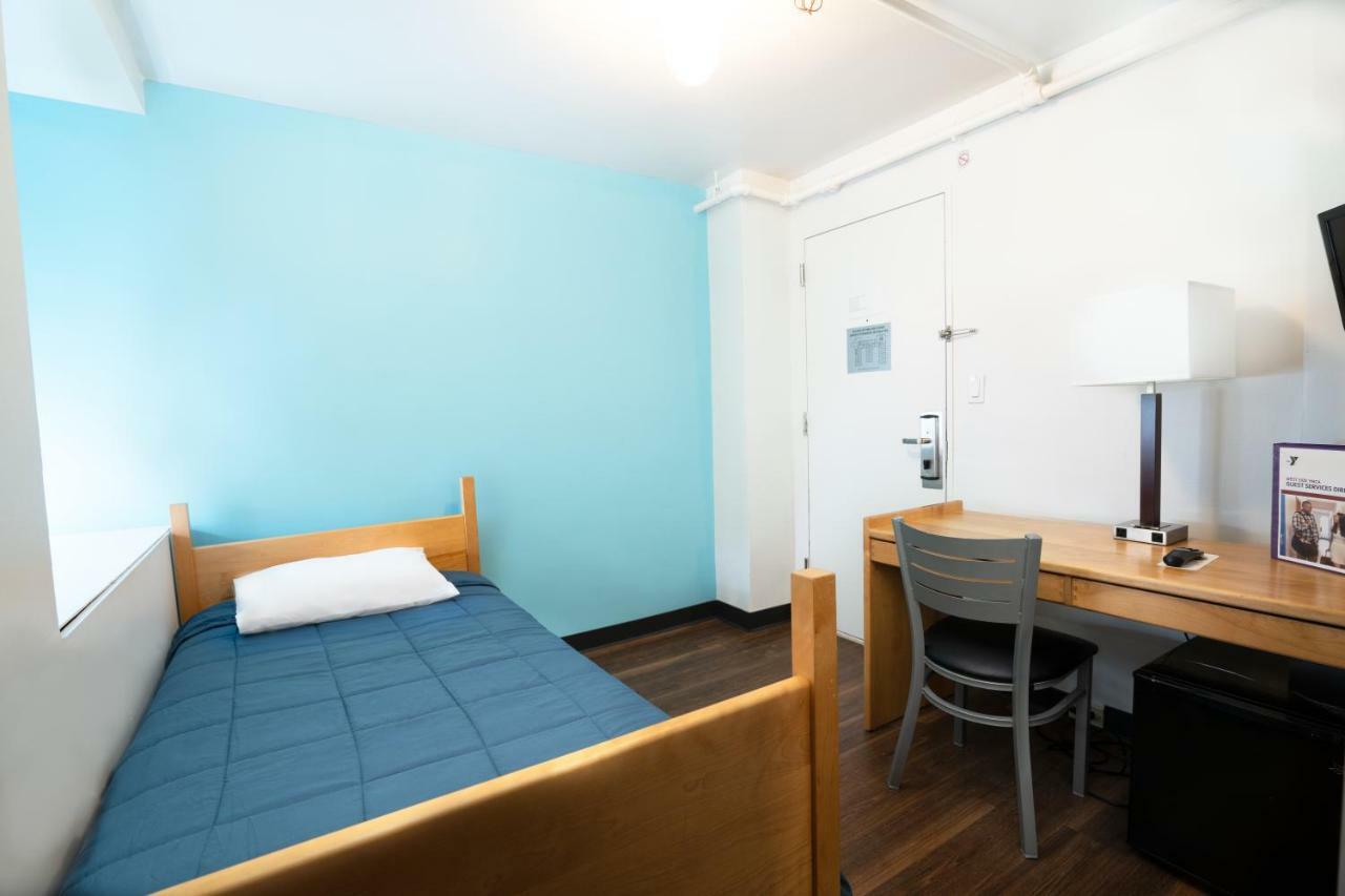 Private Deluxe Single Room Park View Semi-Private Bathroom,815662472:JPEG