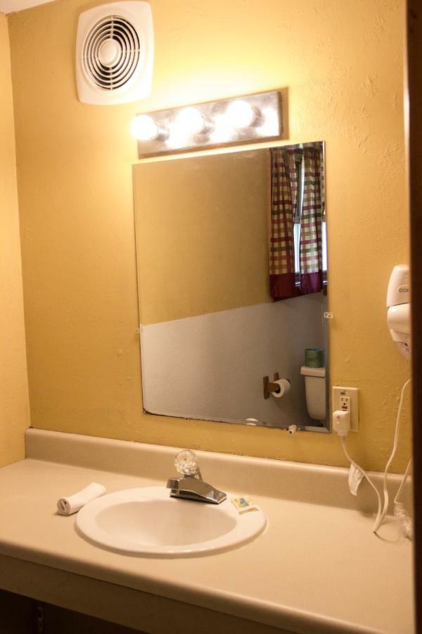 Standard Double or Twin Room,816298964:JPEG