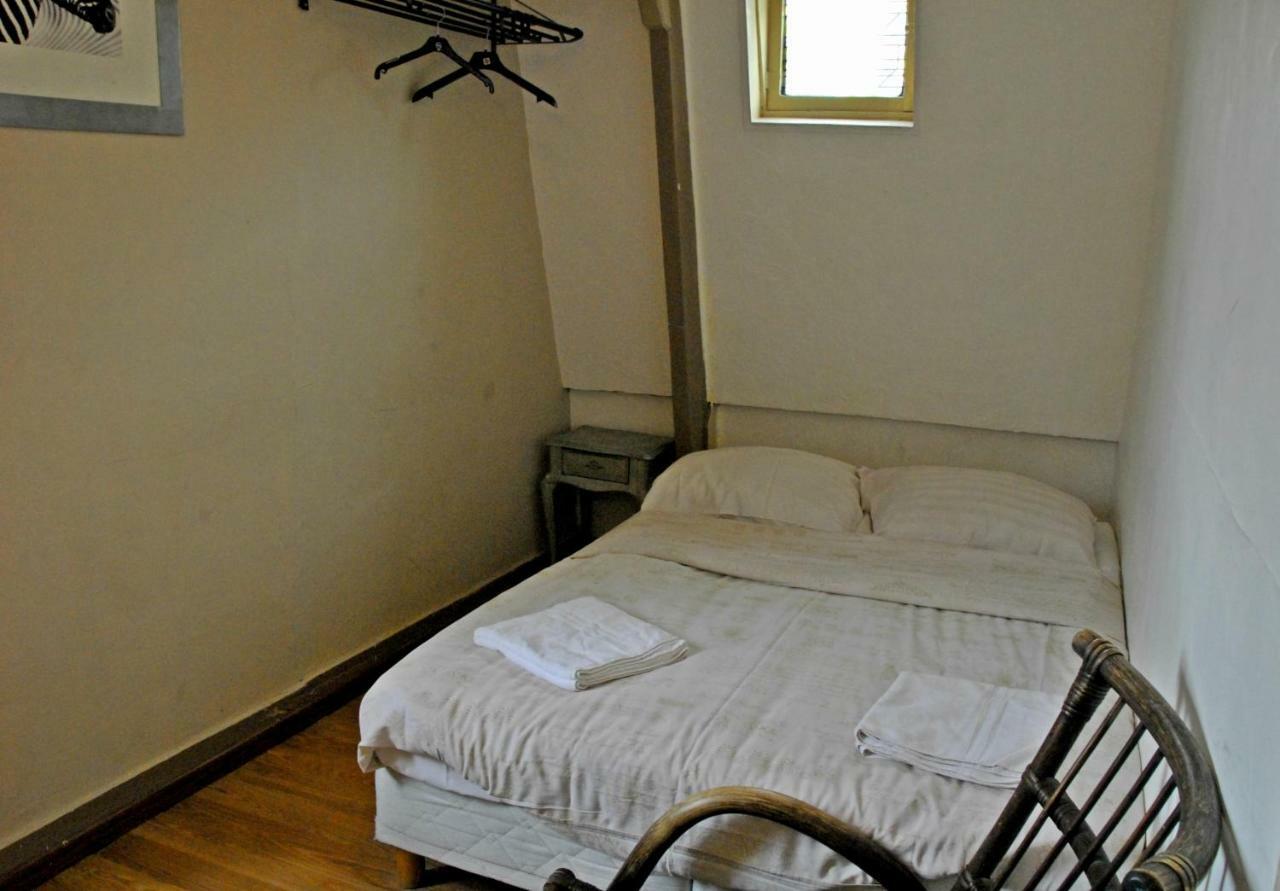 Chambre Double Standard avec Salle de Bains Commune