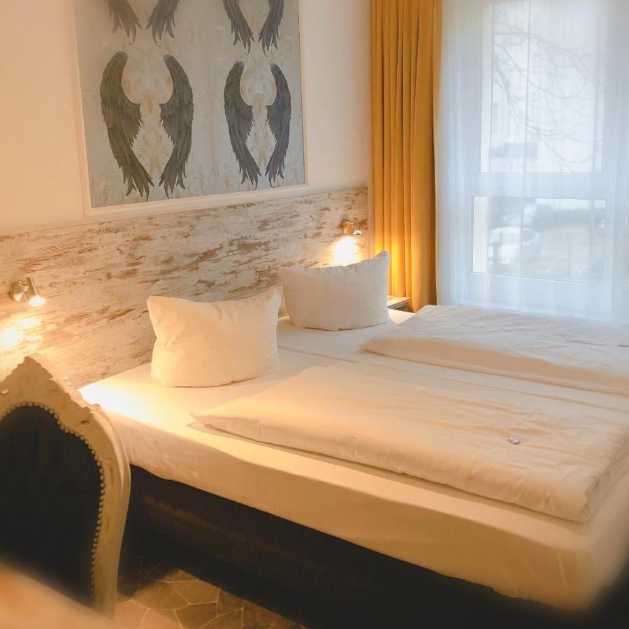 Double Room,689413659:JPEG