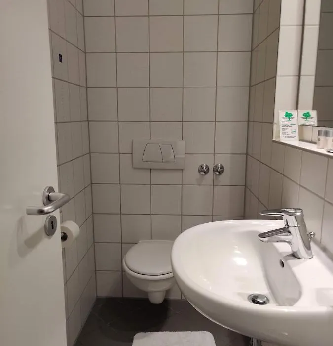 Hotel Lg Wolfsburg-1