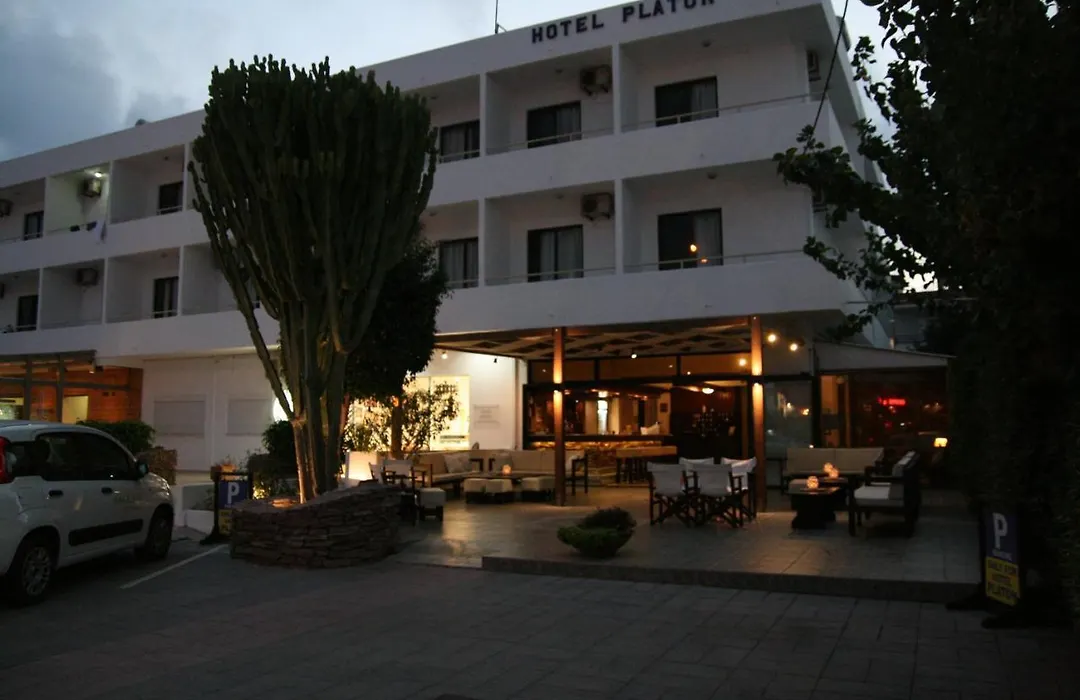 Hotel Platon-1