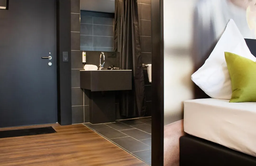 Gr Hotel By Wmm Hotels-1