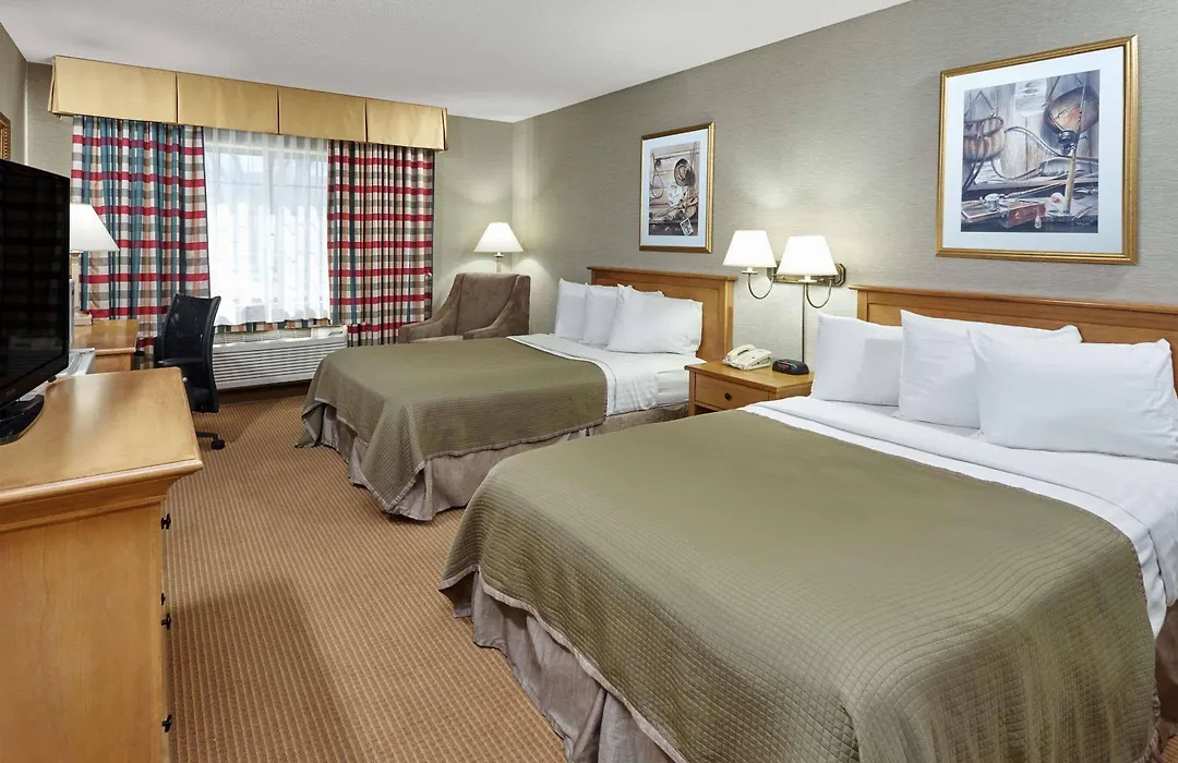 Madison Plaza Hotel-1