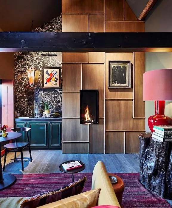 Maison Fred Luxury Suites-1
