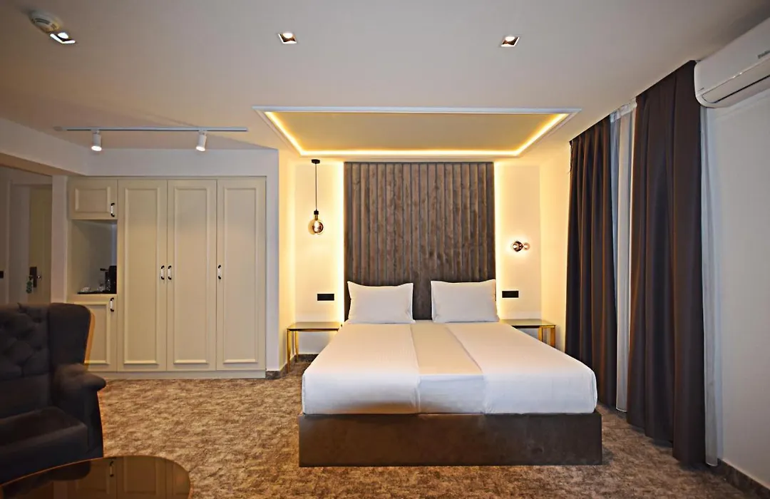 Hotel Boutique Bristol-1