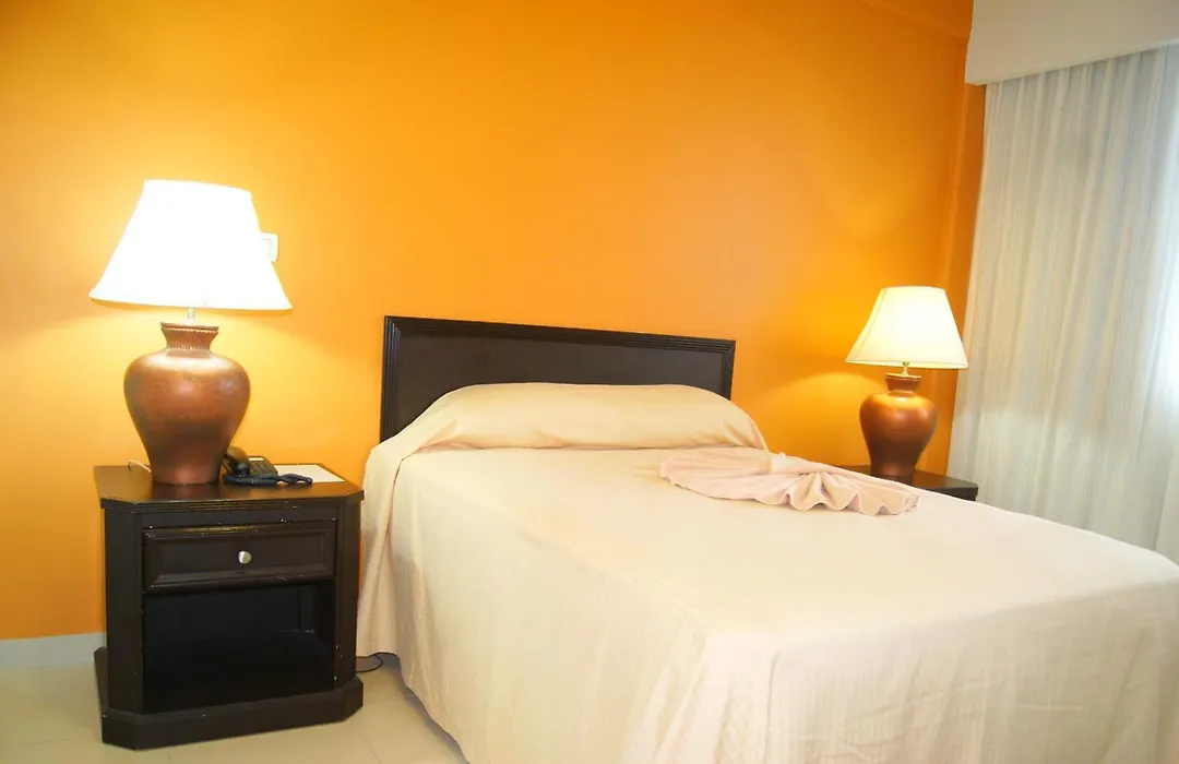 Hotel Miraflores Villahermosa-1