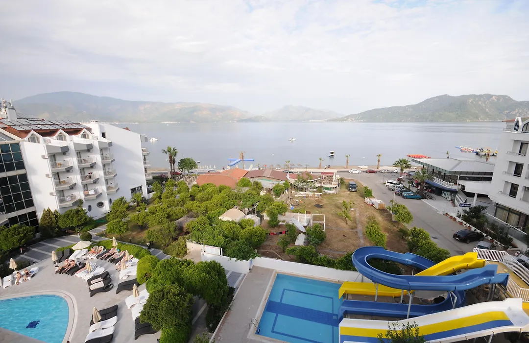 Luna Beach Deluxe Hotel-1