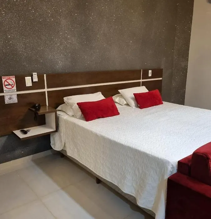 Hotel e Locadora Vizon-1