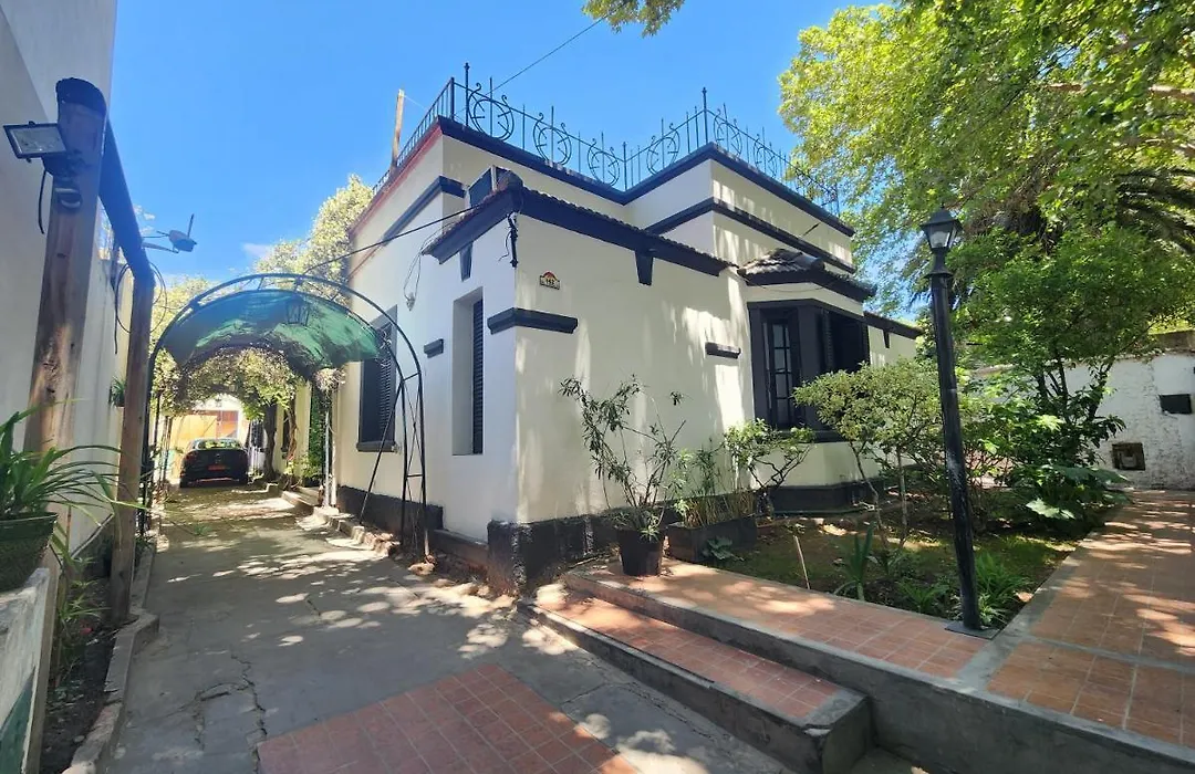 Rufino'S Guesthouse-1