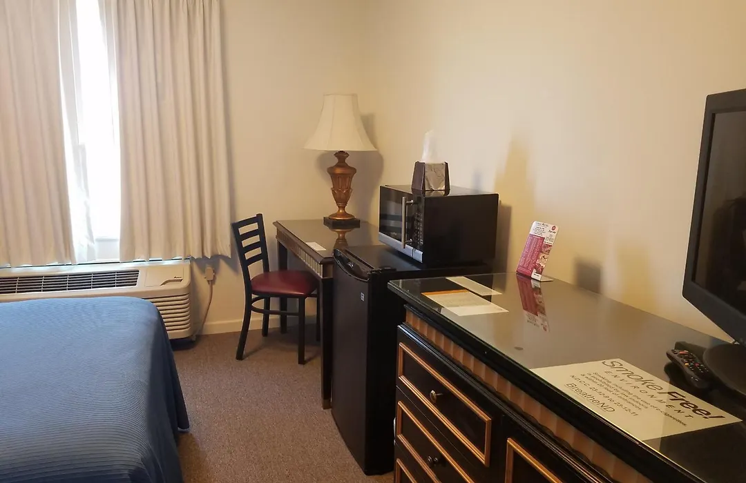 Ramada By Wyndham Williston-1