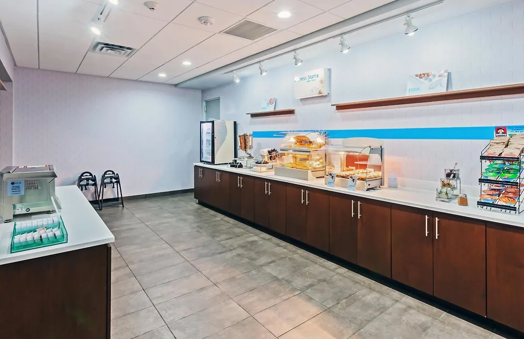 Holiday Inn Express & Suites - Coffeyville By Ihg-1
