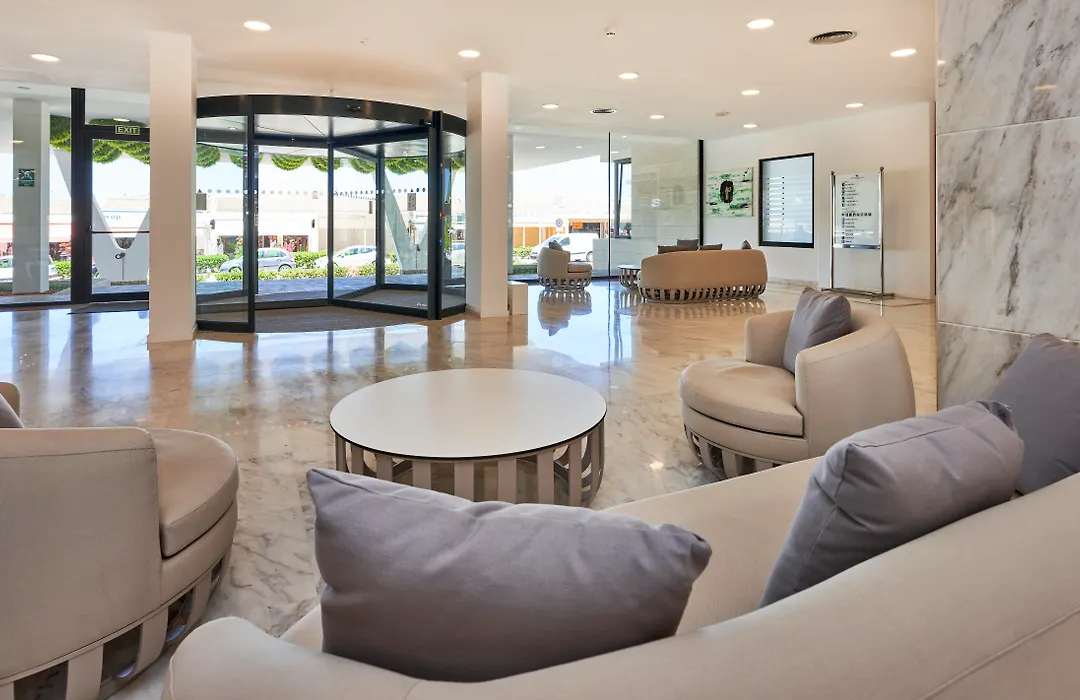 Hotel & Spa S'Entrador Playa-1