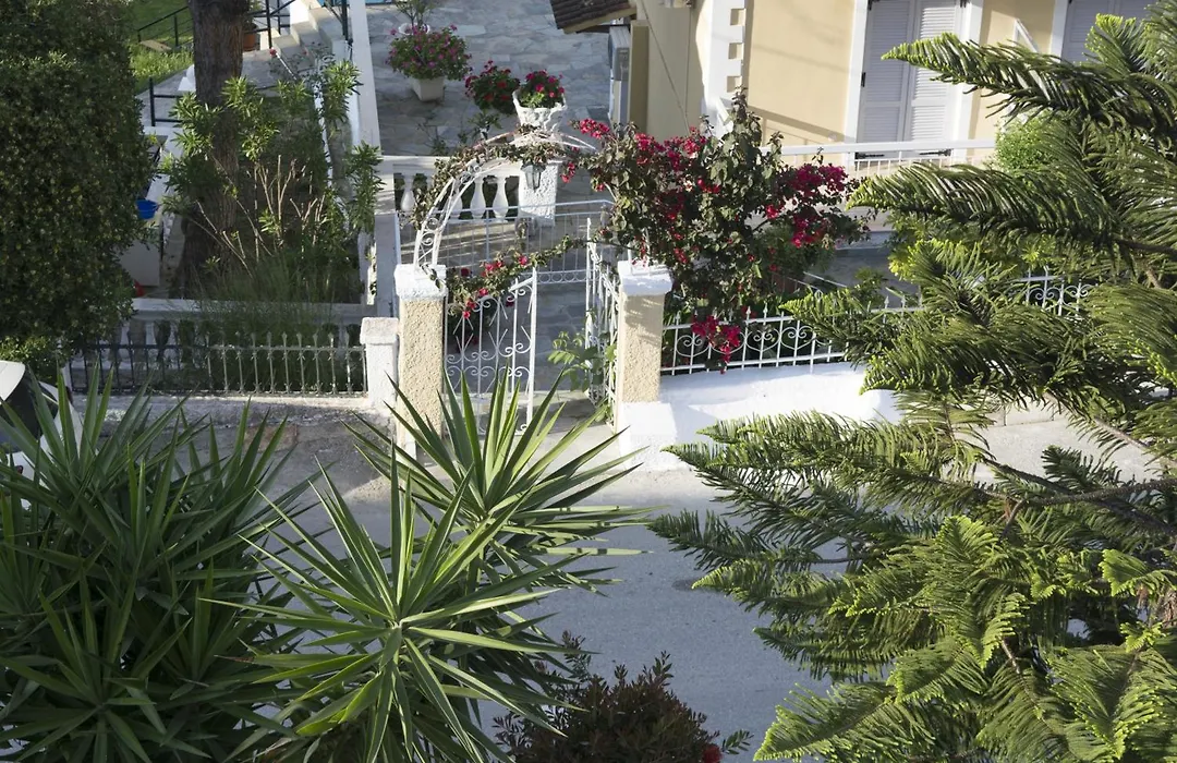 Marina Apartments, Agios Gordios Corfu-1