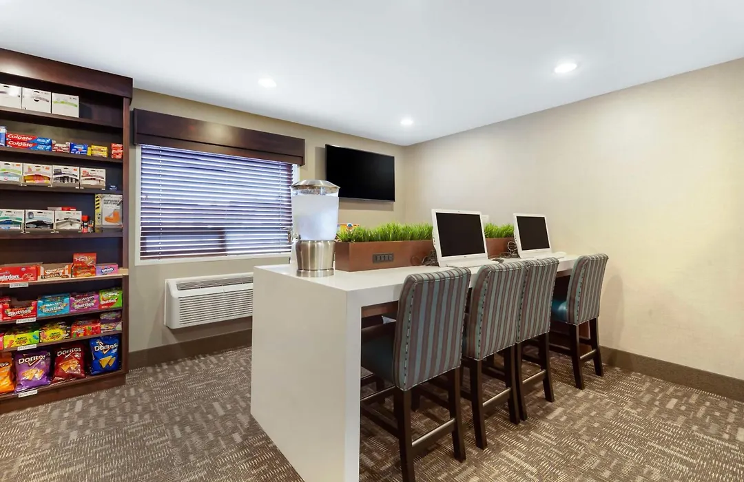 Best Western Plus City Centre Inn-1