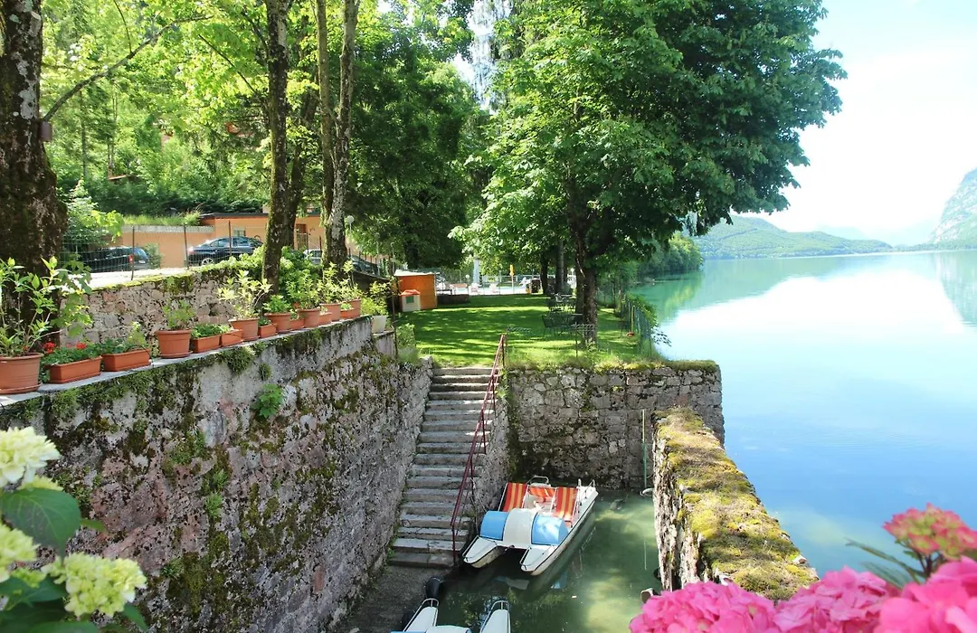 Lago Park Hotel-1