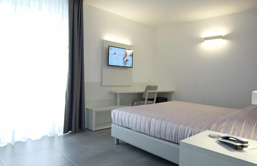 Hotel Paris-1